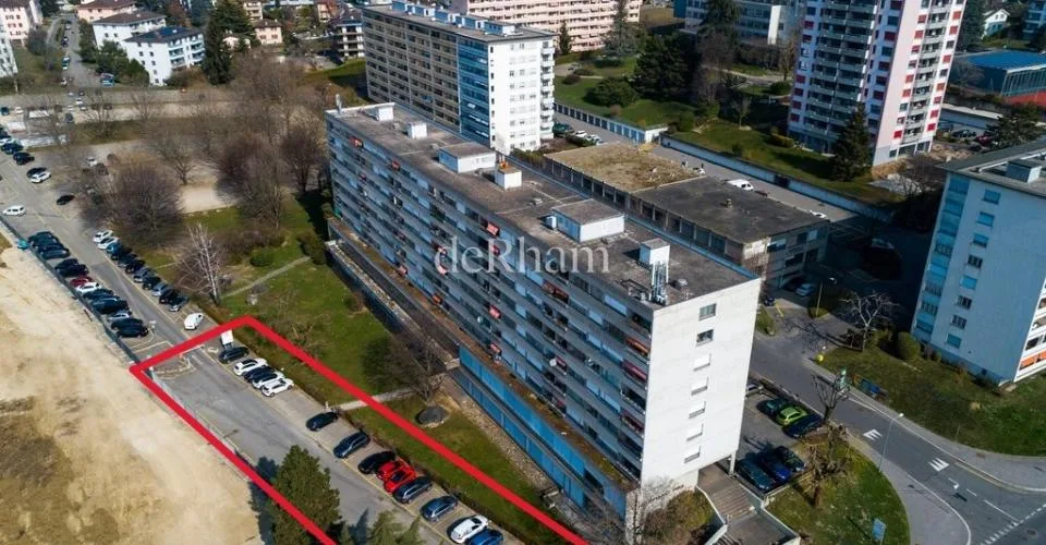 Places de parc extérieures – photo 3 sur 5
