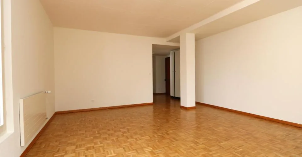 Appartement de 4 pièces aux Pâquis – Foto 2 von 8