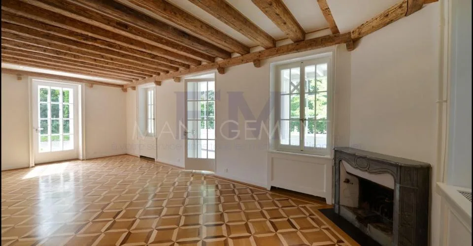 MAGNIFIQUE VILLA DE CHARME À CONCHES ? FUTURE PISCINE & POOL HOUSE – photo 2 sur 13