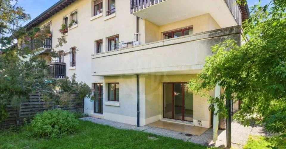 Charmant appartement - Corsier GE