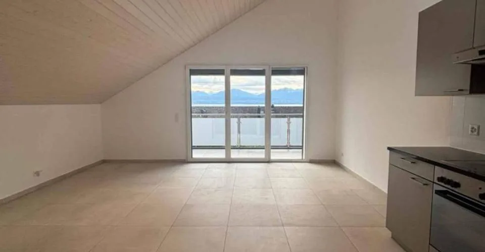 Charmant Appartement 4,5 pièces au 2ème étage - 1162 ST-PREX
