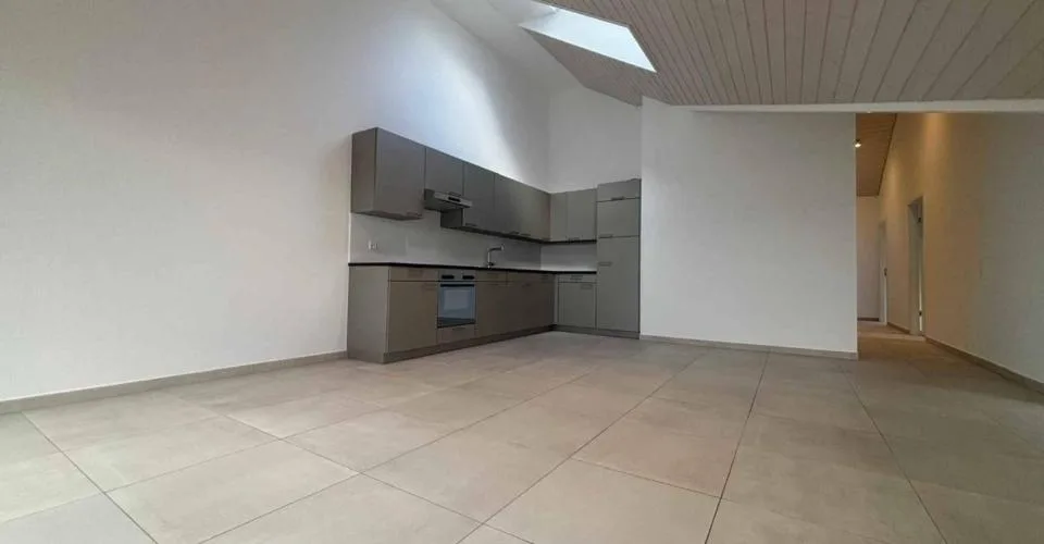 Charmant Appartement 4,5 pièces au 2ème étage - 1162 ST-PREX