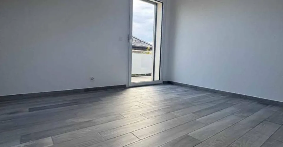 Charmant Appartement 4,5 pièces au 2ème étage - 1162 ST-PREX
