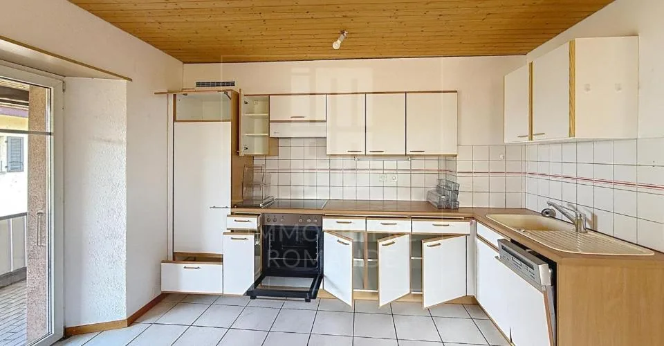 4.5 Zimmer Attikawohnung in Corcelles-près-Concise – foto 3 di 6