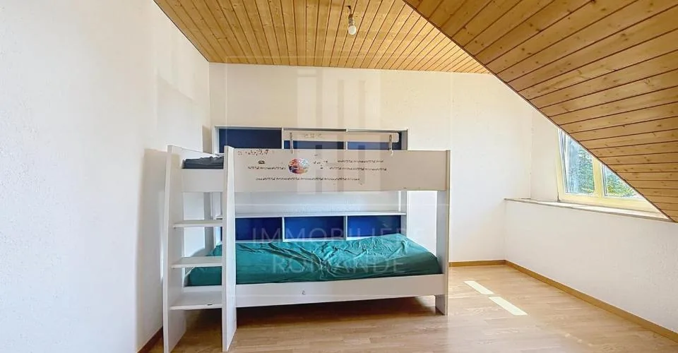 4.5 Zimmer Attikawohnung in Corcelles-près-Concise – foto 4 di 6