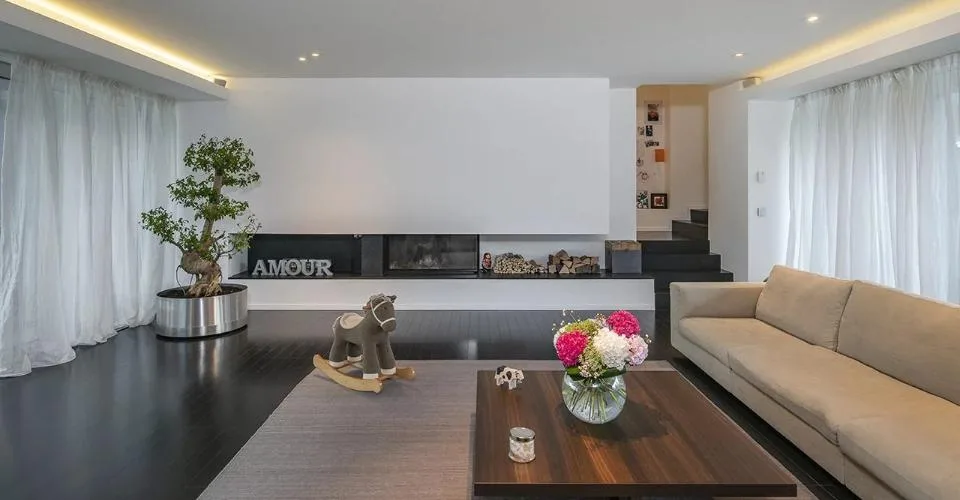 Propriété d'exception avec piscine chauffée et vue dégagée sur le lac – Foto 7 von 9
