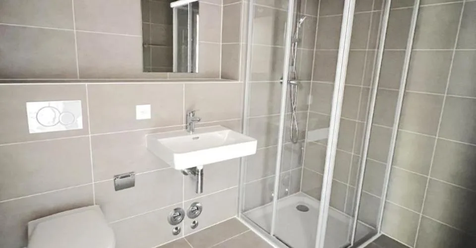 Grand studio meublé en attique avec terrasse