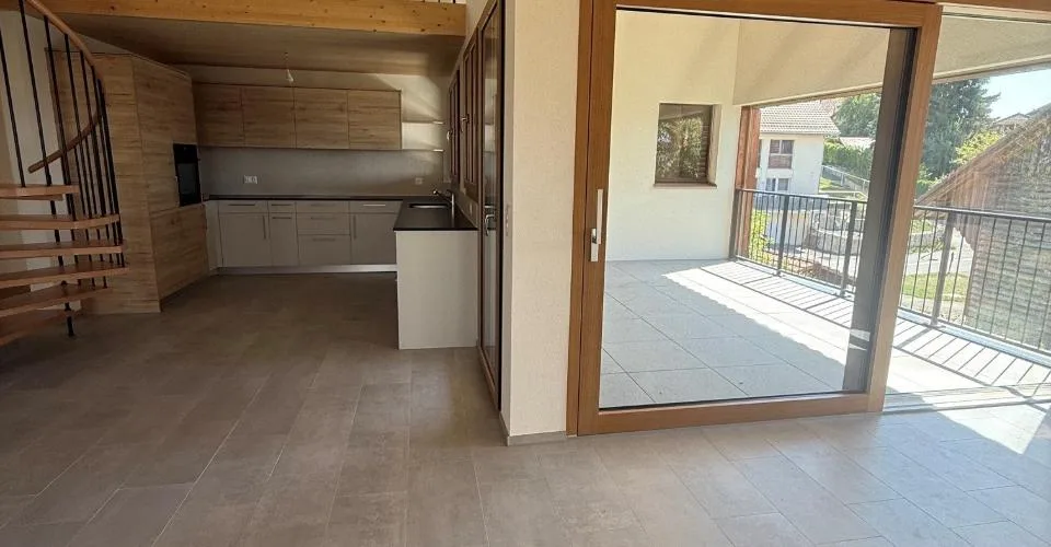 BAISSE DE PRIX: magnifique logement de 5.5 pièces dans une ferme rénovée