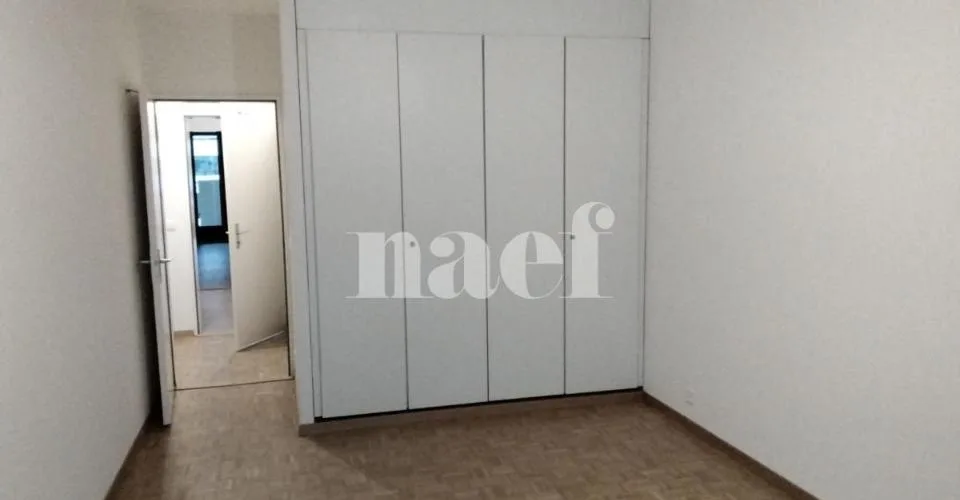 Vier-Zimmer-Wohnung mit innerem Parkplatz in Champel – Foto 36 von 39