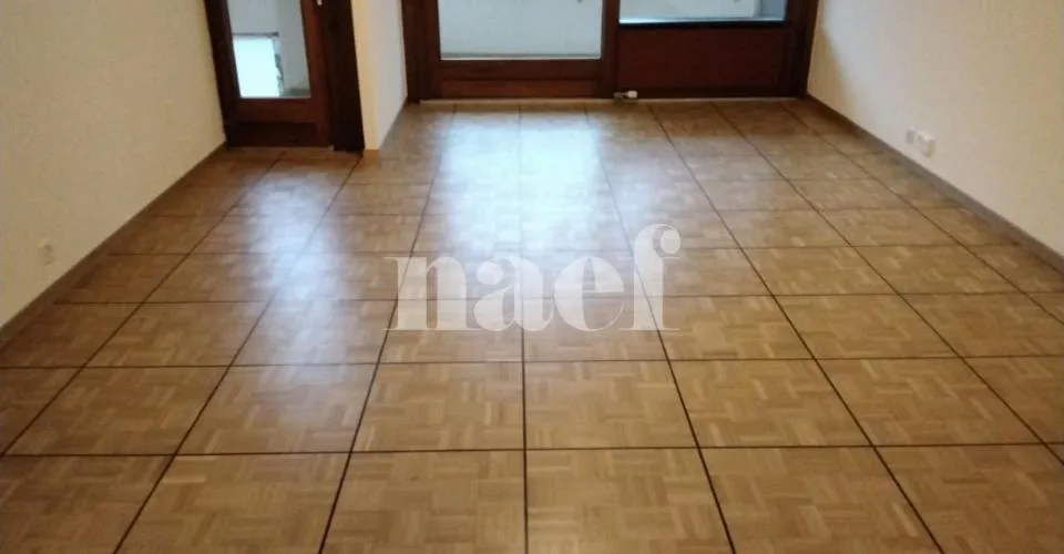 Vier-Zimmer-Wohnung mit innerem Parkplatz in Champel – Foto 24 von 39