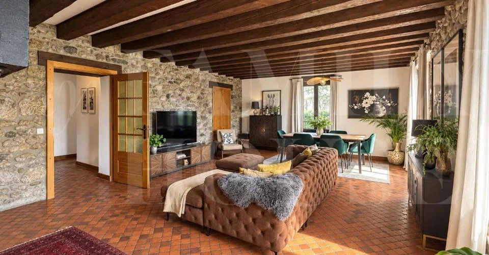 Spacieux appartement dans une magnifique propriété