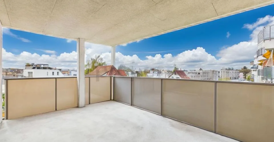 PANORAMIC VIEW WITH MODERN FITTING – photo 21 of 24