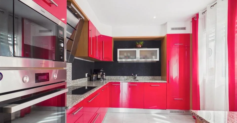 Einfamilienhaus mit 6,5 Zimmern und exklusivem Garten sowie großzügigen Räumen – Foto 5 von 27