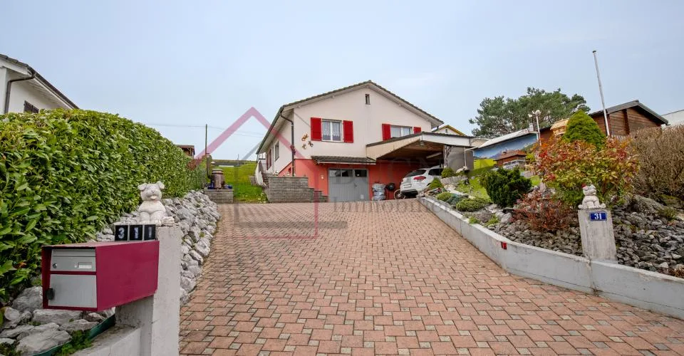 Villa individuelle familiale avec terrasse, piscine et fort potentiel – foto 2 di 13