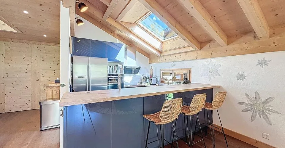 Aux portes de Gstaad – Appartement d'exception dans un chalet moderne – photo 3 of 7
