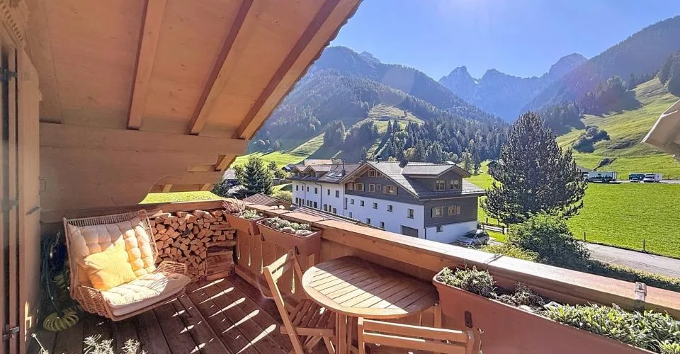 Aux portes de Gstaad – Appartement d'exception dans un chalet moderne – photo 7 of 7
