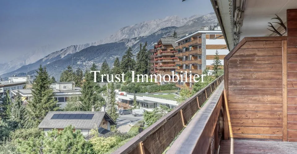 Splendido appartamento di 5.5 locali con vista panoramica sulle Alpi, a due passi dal centro – foto 7 di 13