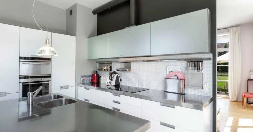 Cozy contemporary villa – photo 5 of 7
