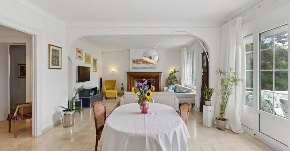 Superbe appartement avec grand jardin - Très jolie vue sur le lac – Foto 5 von 11
