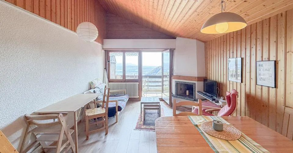 Appartement PPE de 2.5 pces avec balcon et galerie Splendide vue – Foto 4 von 13