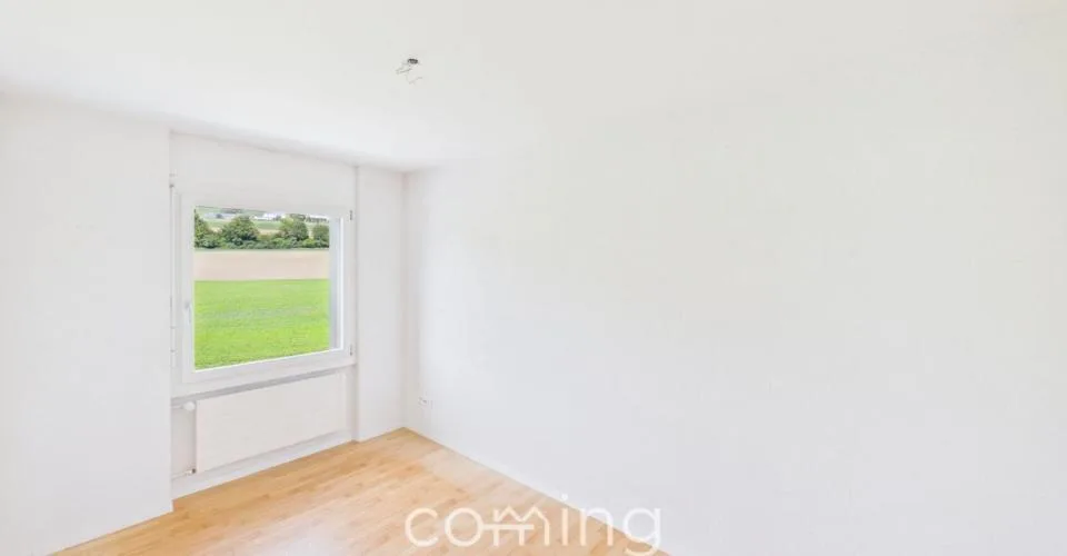 Modernisierte 4.5 Zimmerwohnung in Riedholz mit Bergsicht und Balkon – foto 7 di 13