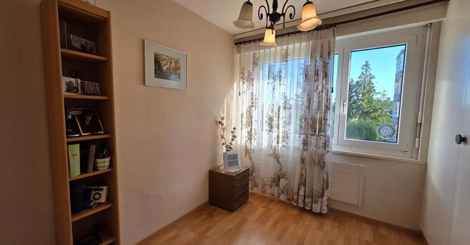 Appartement spacieux de 4,5 pièces avec 1 garage box – photo 6 sur 10