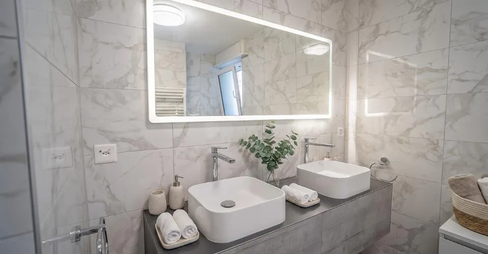 Propriété familiale avec piscine et beaux volumes à aménager – foto 4 di 6