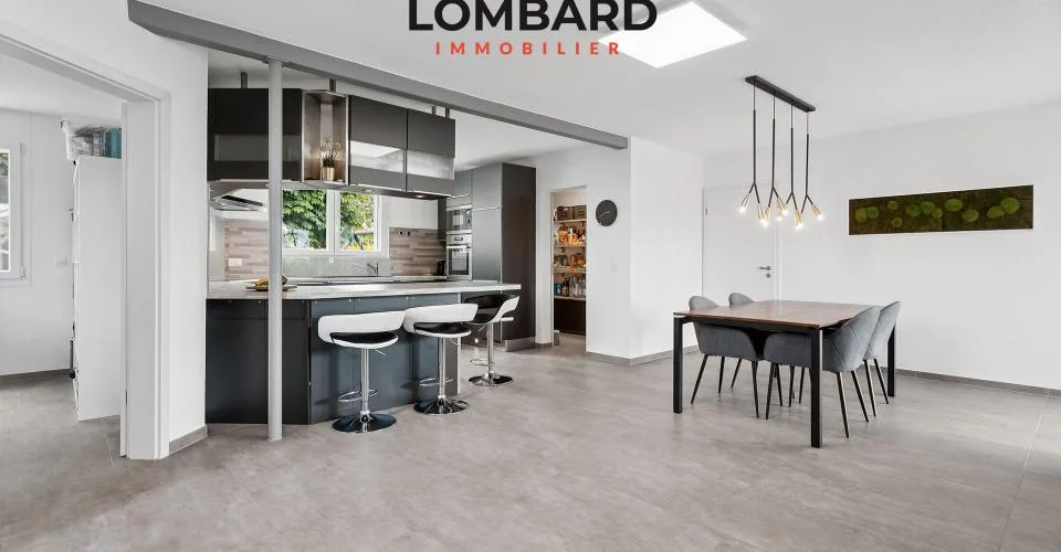 Spacious modern villa with 5.5 rooms – photo 14 of 20