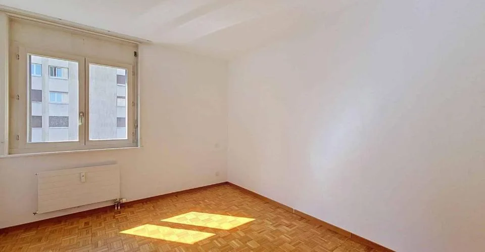 Élégant appartement familial de 4.5 pièces avec cheminée et loggia – photo 8 of 26