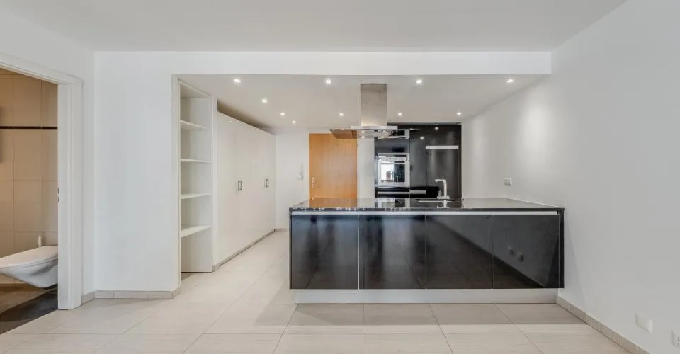 Magnifique appartement de 2 pièces avec balcon, idéal pour investissement – Foto 4 von 12