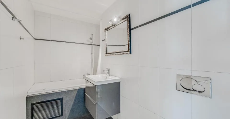 Magnifique appartement de 2 pièces avec balcon, idéal pour investissement – Foto 9 von 12