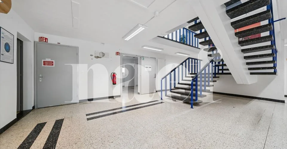 Immeuble industriel , artisanal et administratif – foto 9 di 13