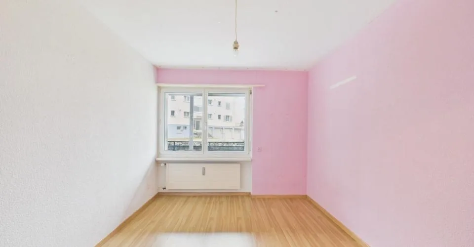 Poêle suédois confortable et terrasse avec boîte de garage incluse