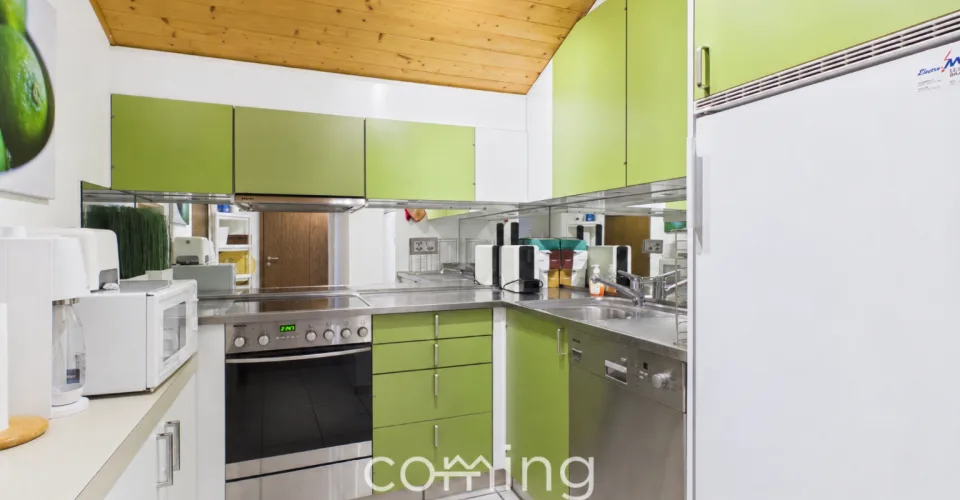 Sonnige 2.5 Zimmer-Dachwohnung in Leukerbad mit Bergsicht – photo 7 sur 26