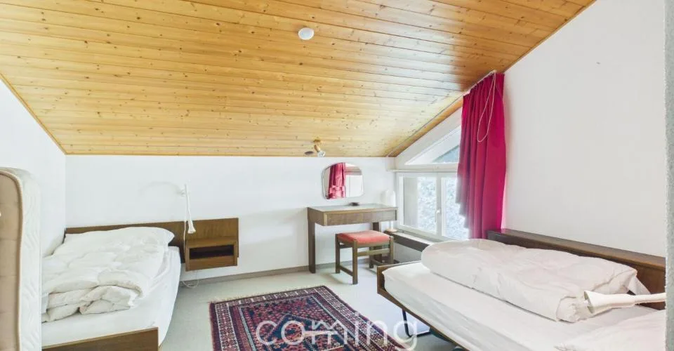 Sonnige 2.5 Zimmer-Dachwohnung in Leukerbad mit Bergsicht – photo 6 sur 26