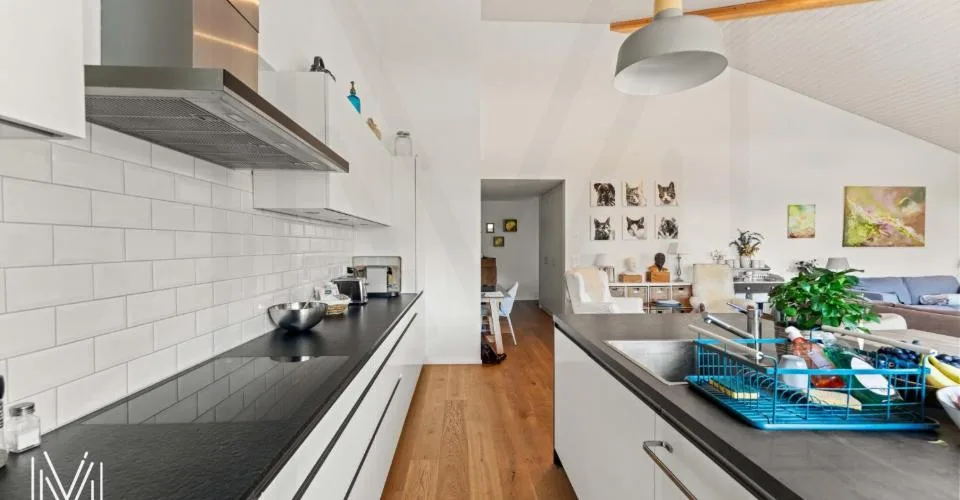 Prächtige 4,5-Zimmer-Wohnung im letzten Stock – Foto 20 von 26