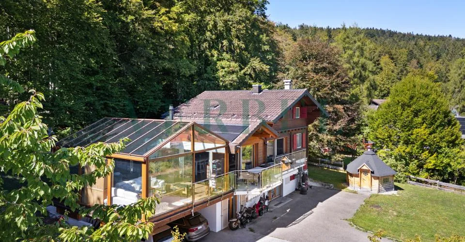 Villa-chalet : un cadre d'exception entre lac et montagnes – Foto 12 von 20