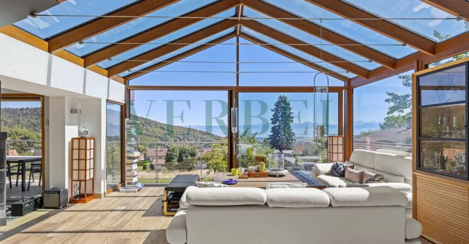 Villa-chalet : un cadre d'exception entre lac et montagnes – Foto 15 von 20