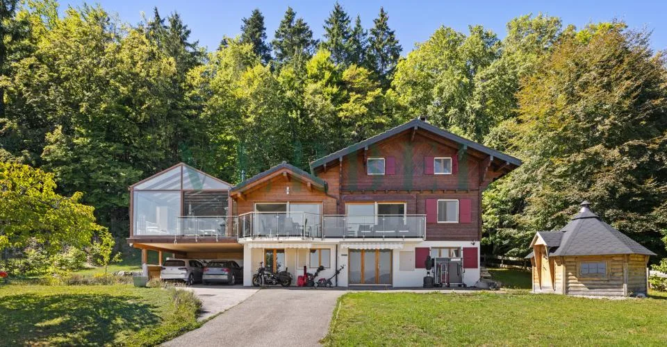 Villa-chalet : un cadre d'exception entre lac et montagnes – Foto 18 von 20