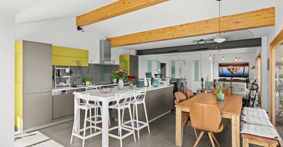Villa-chalet : un cadre d'exception entre lac et montagnes – Foto 16 von 20