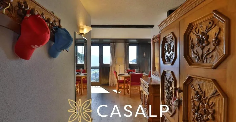 Appartement lumineux au 11e étage avec vue panoramique exceptionnelle à Aminona – photo 20 sur 26
