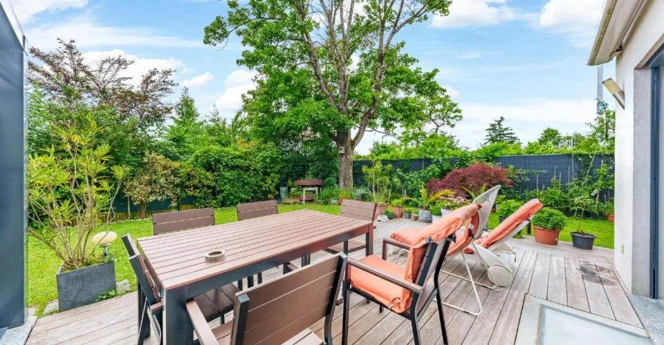 Villa bifamiliare Minergie con giardino alberato superbo! – foto 17 di 23