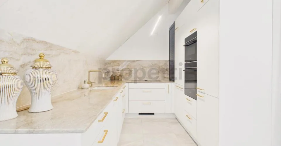 Arrivare, sentirsi bene, essere a casa - affascinante maisonette di 6,5 stanze su due livelli – foto 2 di 28