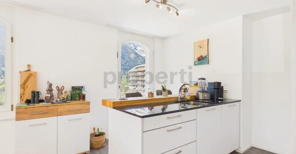 Moderne 2.5-Zimmer-Wohnung mit grossem Balkon in Rabius – Foto 6 von 26