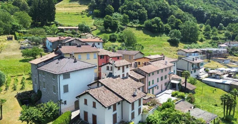 Bezauberndes Haus im Kern von Lugano-Pugerna – Foto 12 von 22