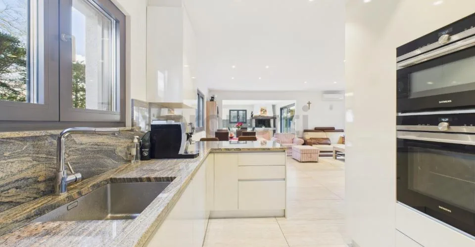 Moderna casa indipendente 8 locali con ampio parcheggio, Cadempino – foto 6 di 29