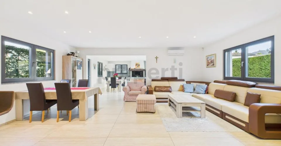 Moderna casa indipendente 8 locali con ampio parcheggio, Cadempino – foto 2 di 29