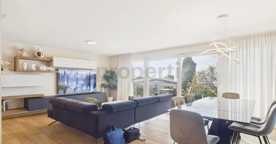 Elegante appartamento 4.5 locali con parcheggio privato, Balerna – foto 14 di 27