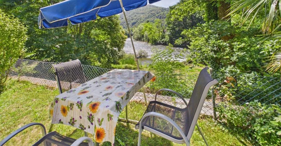 House with pool and river view - An oasis of peace immersed in nature – photo 11 of 26