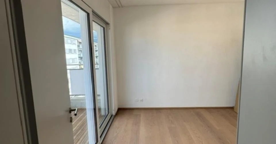 DelÃ©mont â€“ Appartement de 3.5 piÃ¨ces en attique, magnifique et rare – Foto 8 von 9